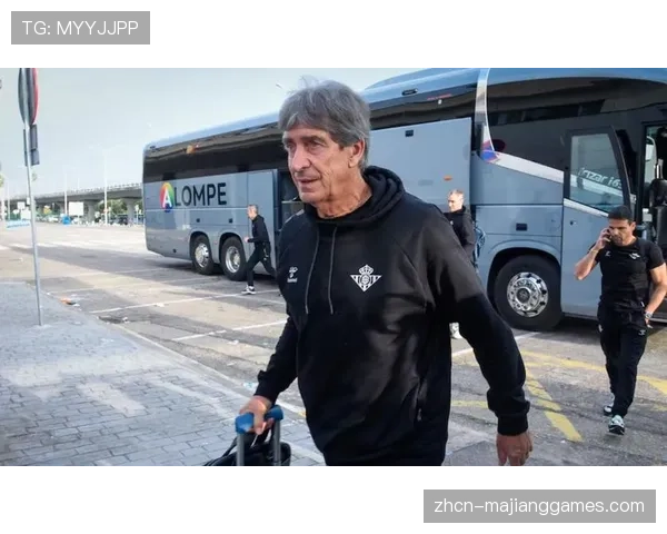 皇家贝蒂斯主帅佩莱格里尼专访：谈老将如何适应高强度压迫要求